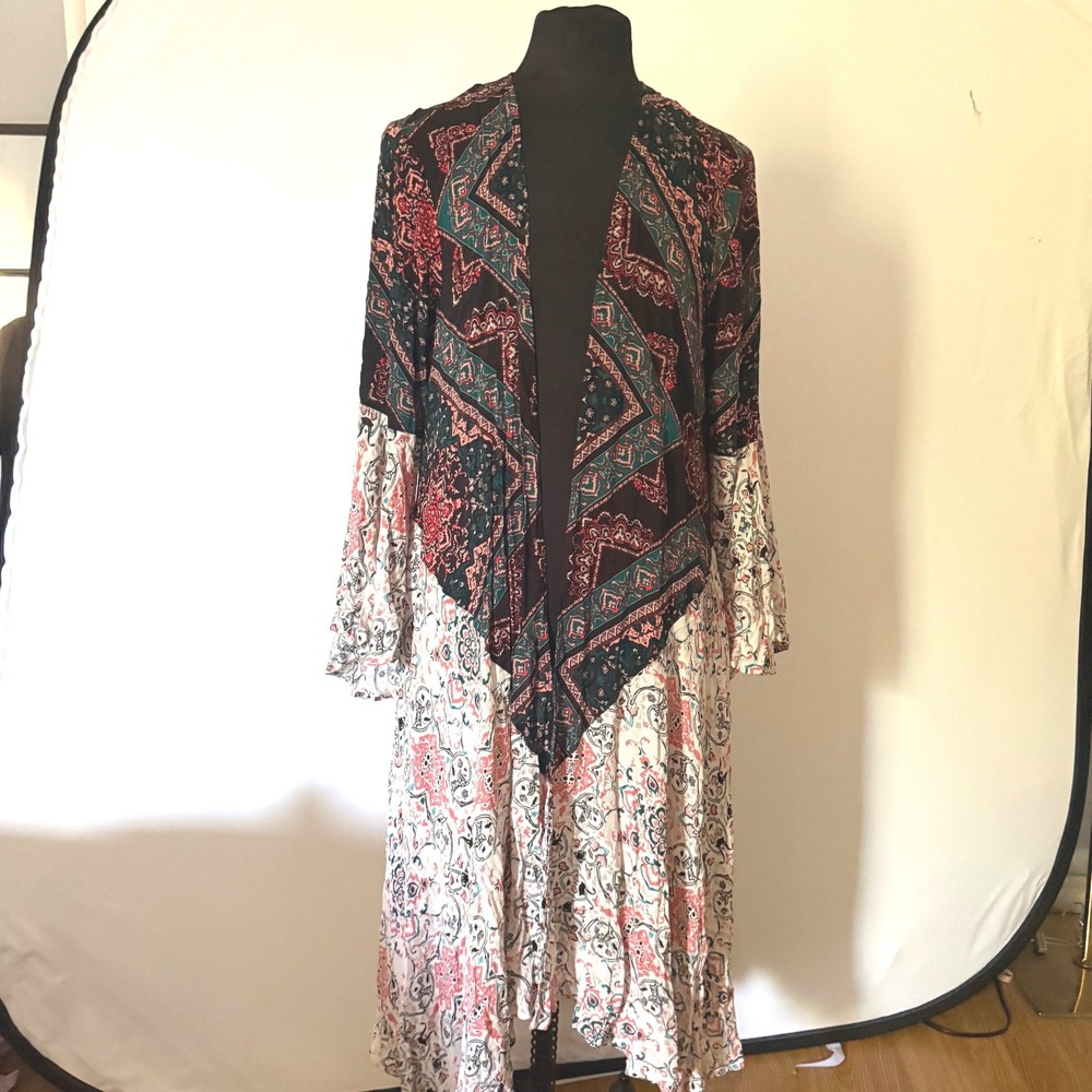 Torrid Womens Size 1 Boho Mixed Print Kimono Bell Sleeve Open Front Cardigan